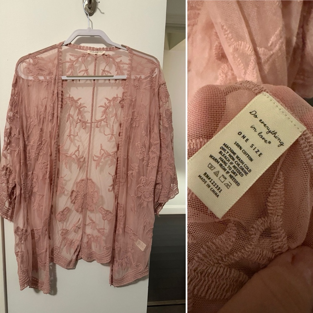 Do Everything in Love Blush Lace Kimono